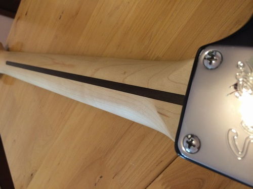 北京出99新電吉他入門套裝 squier bullet strat ...